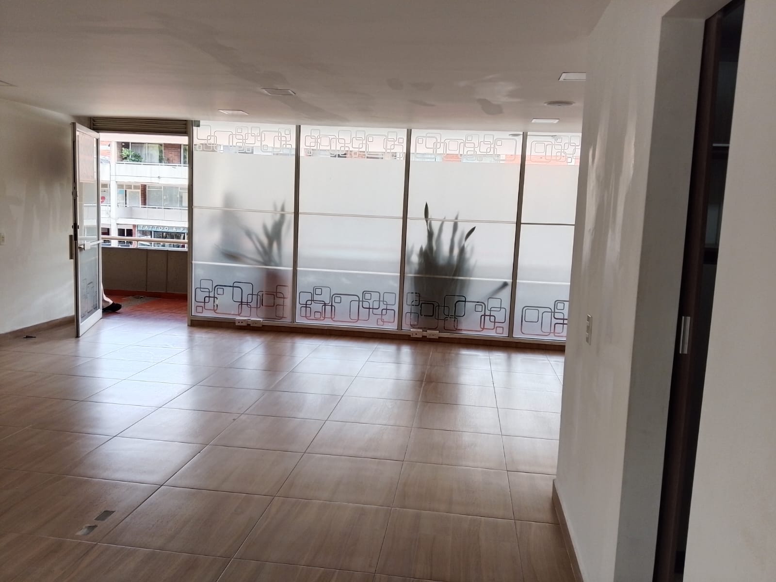 LOCAL VILLA DE ABURRA