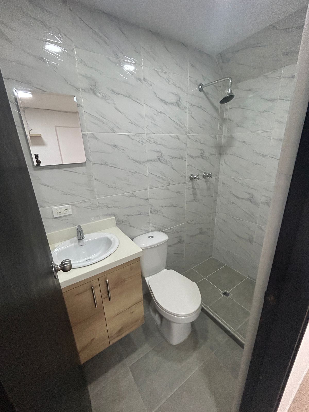 Local  en el Barrio La Sebastiana