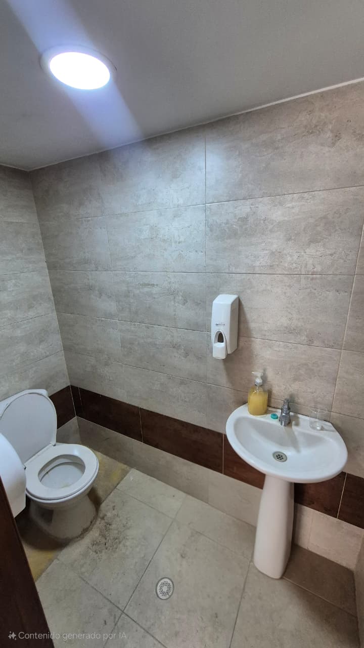 Edificio comercial en San Alonso