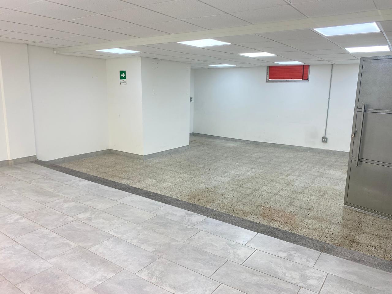 Oficina en Plazoleta Villa del Aburra